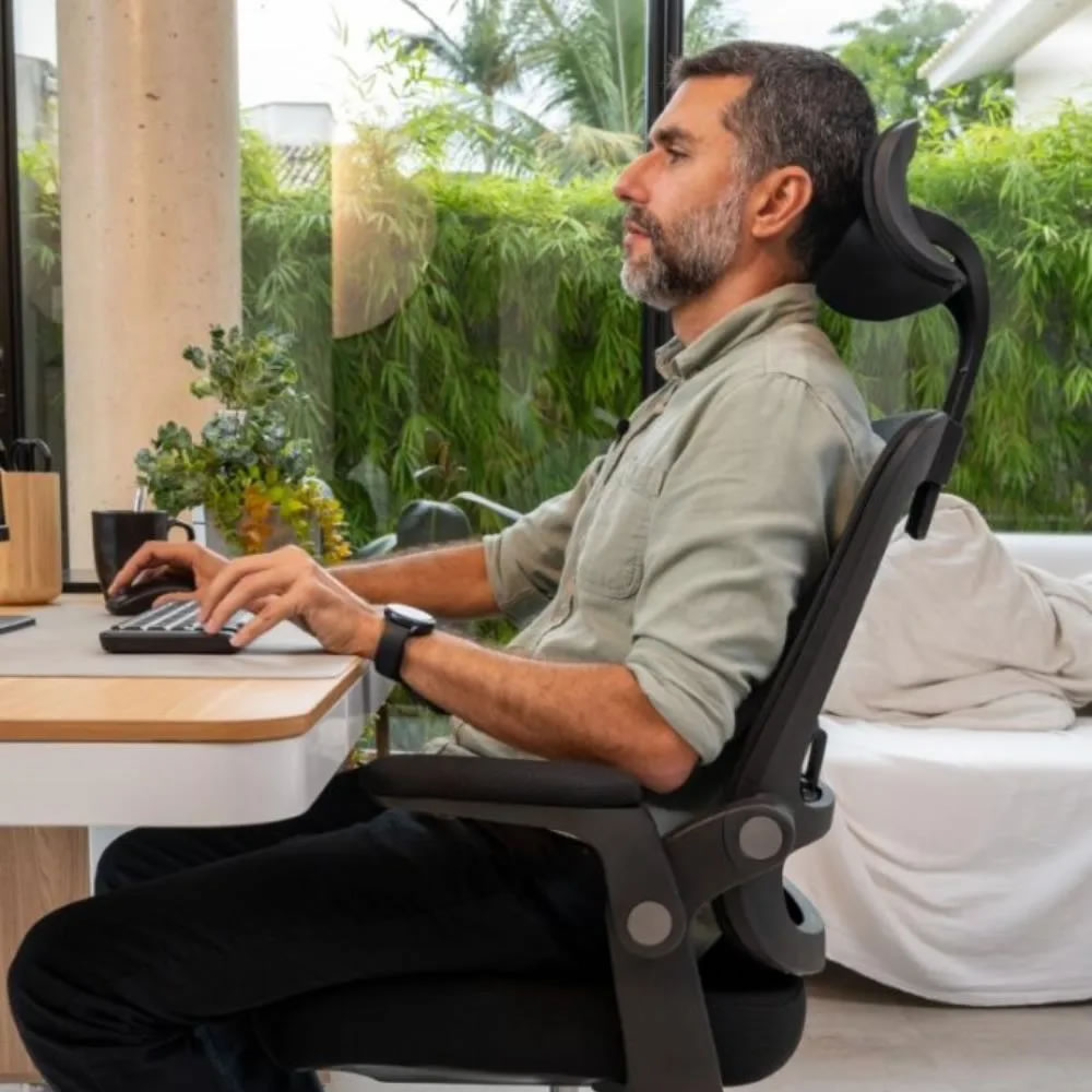 Cadeira De Escritorio Ergonômica Preta Elements Astra